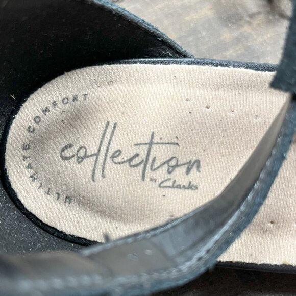 CLARKS Gladiator Black Strappy Sandal Wedge Women's 12 Heel Suede Fringe Abigail - Picture 7 of 7